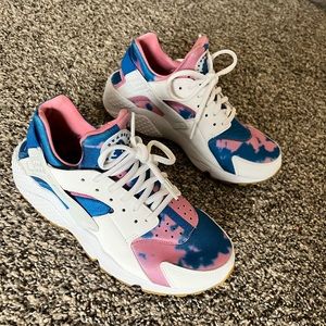 Nike Air Huarache Shoes